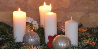 Neuer Schmuck zu Weihnachten